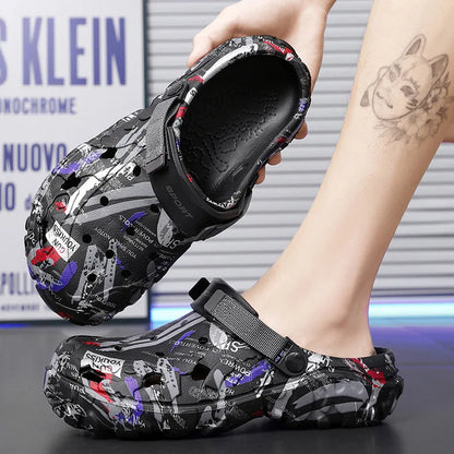 Summer Men Garden Clogs 2025 Summer Slippers for men Outdoor Slide Soft Beach Shoes Male Summer Sandals