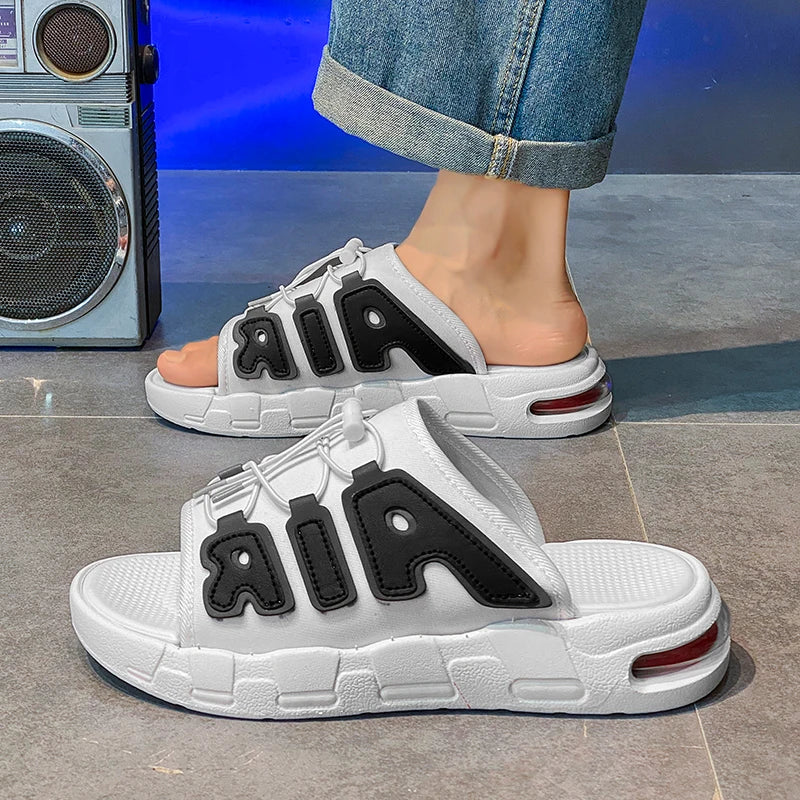 2025 New Men's Casual Leather Slippers Designer Antiskid Beach Sandals Fashion Outdoor Lightweight Slippers Comfy Walking Shoes