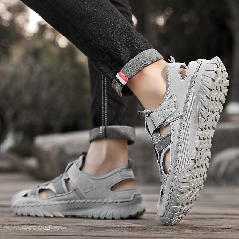 Men Outdoor Protective Toe Sandals Hollow Breathable Mesh Upper Quick Dry Lining Non Slip Walking Camping Driving Casual Shoes