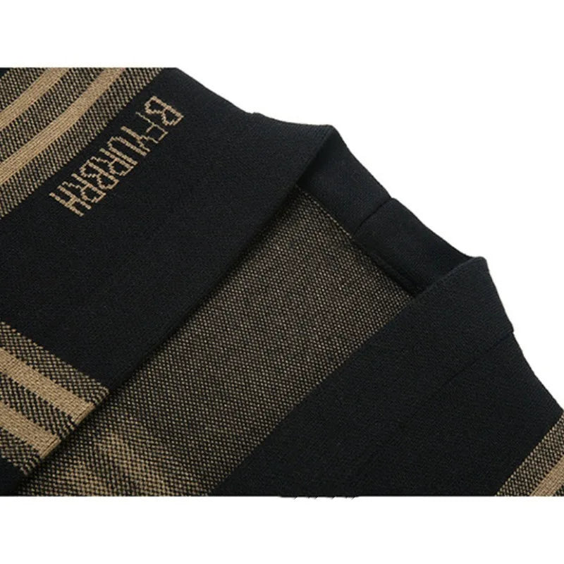 Autumn and Winter Men's Fashion Casual Wide Stripe Knitted Cardigan Simple Coat Plaid Dress British Long Sleeve Tops