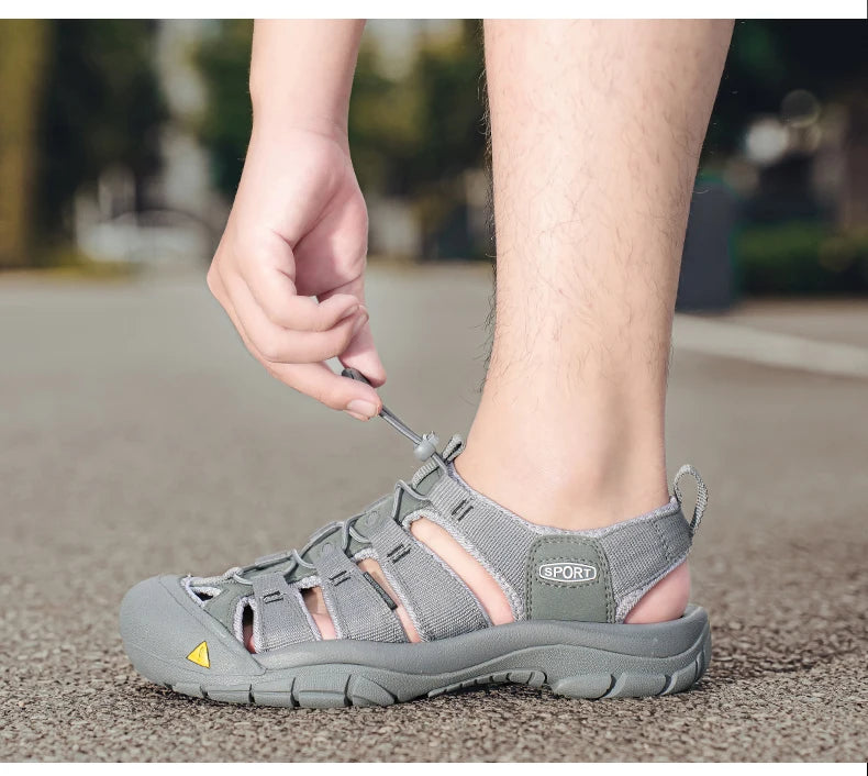 Fashion Men's Casual Mesh Outdoor Beach Sandals Light Breathable Shoe for Men Anti-slip Waterproof Sandal Man Comfortable Shoes