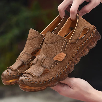 Hot Sale Summer Men's Flats Outdoor Non-slip Men Beach Shoes Handmade Leather Man Sandals Fashion Hollow Out Sneakers Slippers