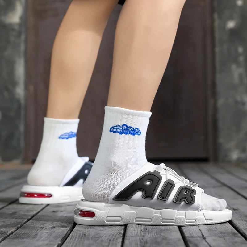 2025 New Men's Casual Leather Slippers Designer Antiskid Beach Sandals Fashion Outdoor Lightweight Slippers Comfy Walking Shoes