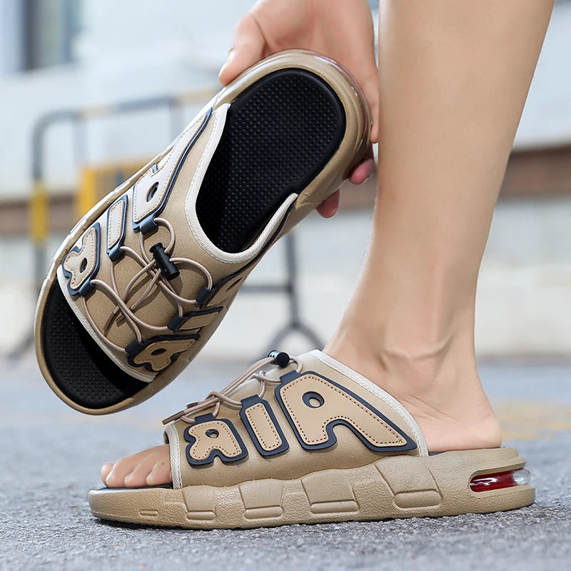2025 New Men's Casual Leather Slippers Designer Antiskid Beach Sandals Fashion Outdoor Lightweight Slippers Comfy Walking Shoes