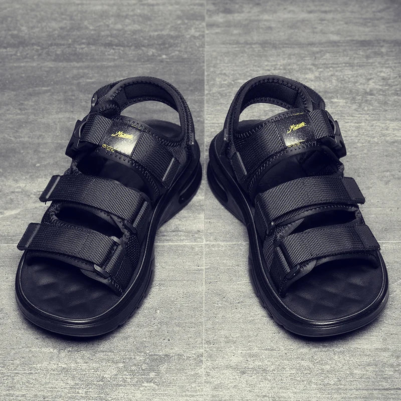 2023 New Design Men Rome Sandals Leather Fashion Sandals Black Men Summer Shoes Comfortable Cushion Soft Gladiator Sandals