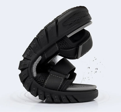 Men's 2026 New Summer Water Shoes Slip-On Breathable Mesh Quick-Dry Anti-Slip Driving Beach Outdoor Sports Sandals