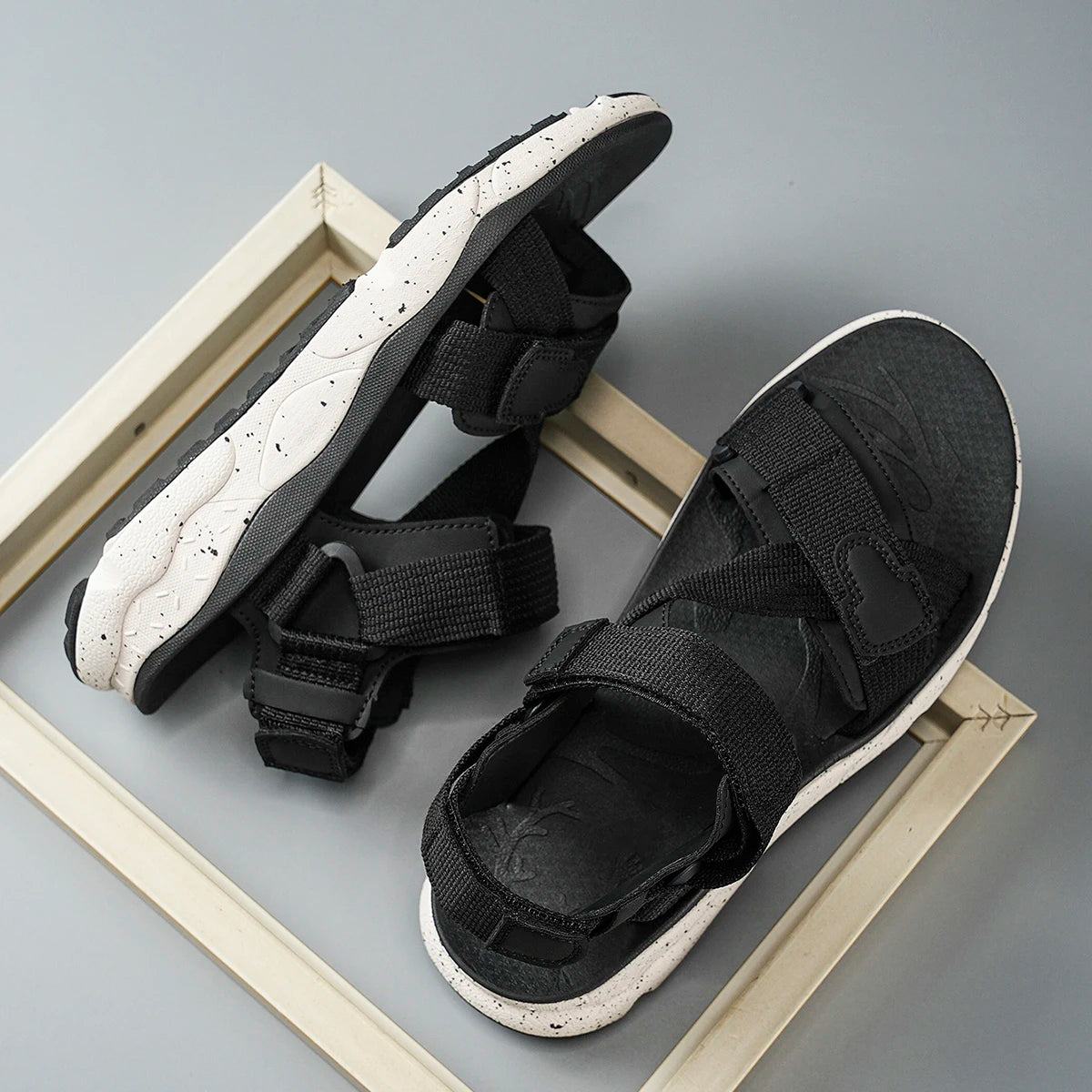 Men's Casual Sports Sandals Outdoor Hiking Sandals Comfortable Non-Slip Beach&Trekking Sandals Plus Size Adjustable