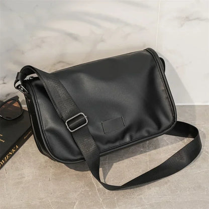 Vintage Fashion Crossbody Bags Men Large Capacity Men Crossbody Shoulder Bag PU Leather Messenger Bag Casual Outdoor Satchels