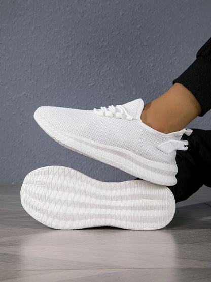 Men's Lightweight Breathable Running Shoes with Lace-Up Design Comfortable All-Day Versatile Fashionable Mesh Upper