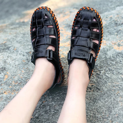 Handmade Anti-collision Toe Men Sandals New Arrival Leather Summer Flats Lightweight Breathable Beach Shoes Comfortable Sandals