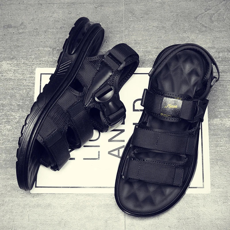 2023 New Design Men Rome Sandals Leather Fashion Sandals Black Men Summer Shoes Comfortable Cushion Soft Gladiator Sandals