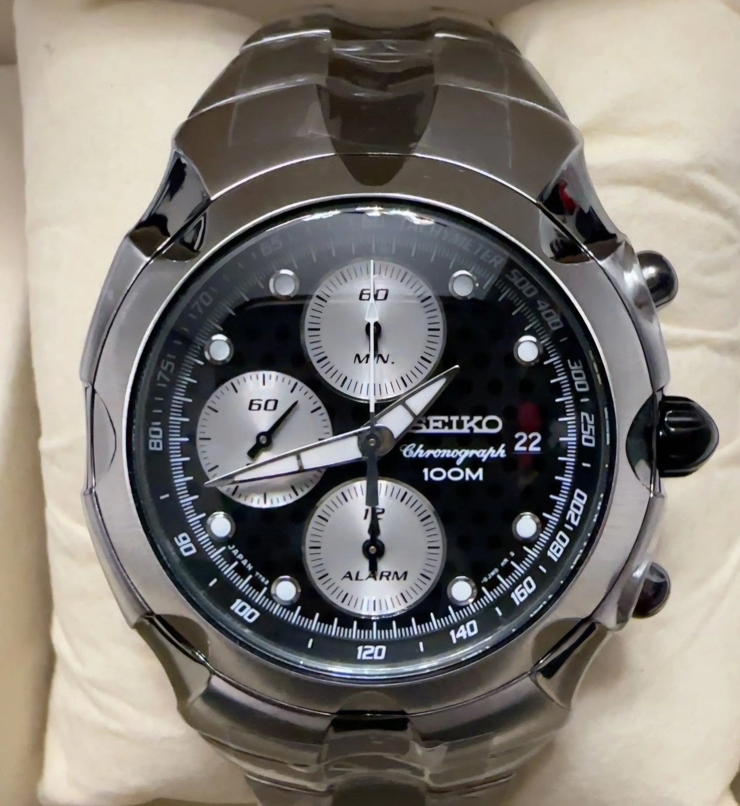 Original Japan SEIKO Men Watch Chronograph Series Quartz Watches 100m waterproof Sports watch SNA765J1