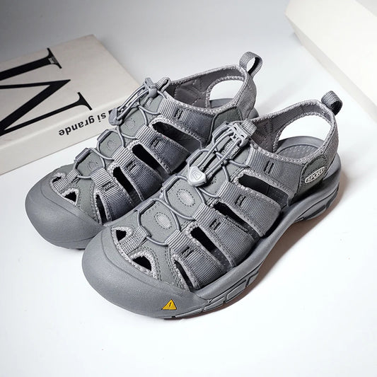 Outdoor Summer Men Sandals Leather Mens Casual Shoes Non-Slip Male Beach Shoes Anti-collision Toe Roman Flats Flip-flops 38-48