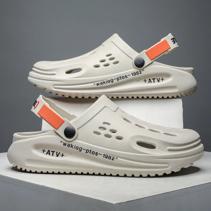 Classic Summer Clogs Men Slippers Breathable Garden Shoes Outdoor Comforty Beach Slippers Home Slippers Antiskid Slippers