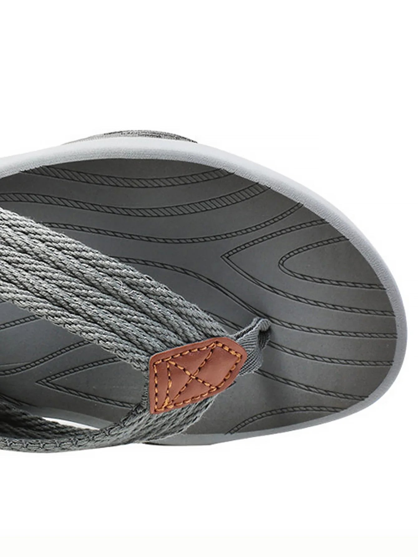 Summer men's slippers made of EVA material are comfortable and non irritating. Outdoor flip flops are of good quality