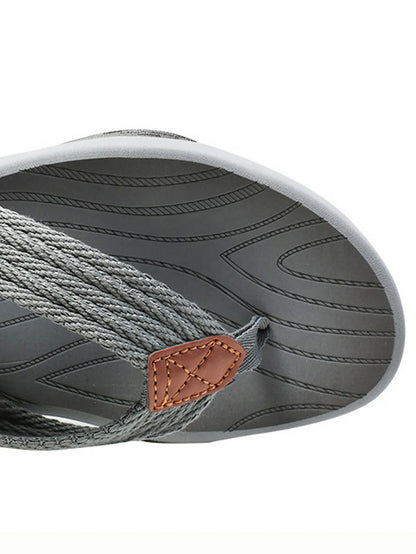 Summer men's slippers made of EVA material are comfortable and non irritating. Outdoor flip flops are of good quality