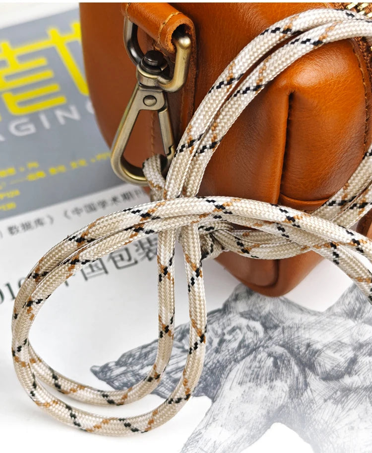 Men's Coin Purse, Genuine Leather Mini Coin Wallet Zipper Pocket with Back Belt Loop Lanyard, Lightweight Keychain Pouch for Men