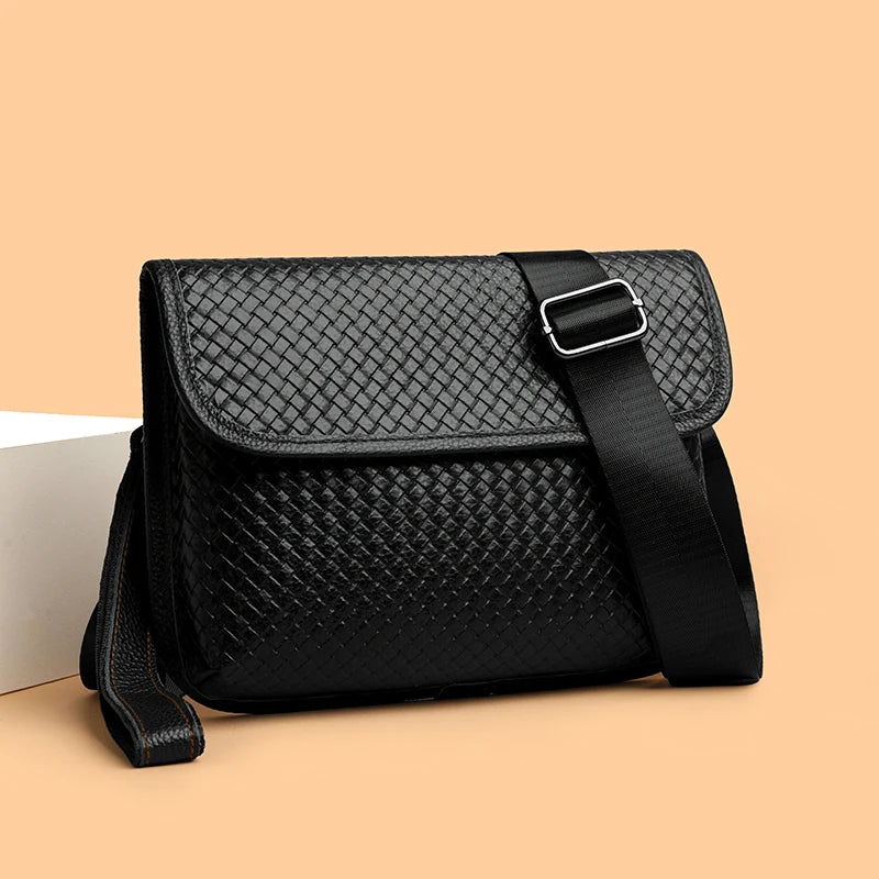 Luxury Designer Men's Shoulder Bag Genuine Leather Crossbody Bag Sling Bag for Daily Commute Travel Work Business Messenger Bag