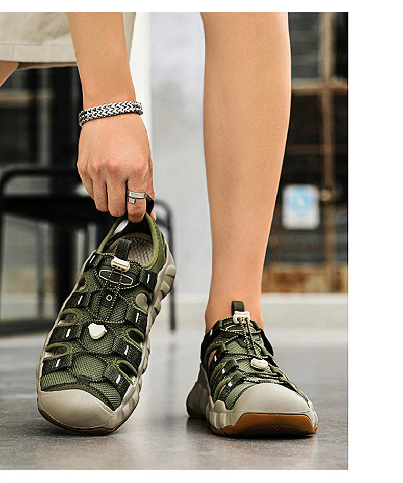 Brand Summer Men's Sandals Fashion Design Beach Men Sandals Outdoor Couple Wading Sandals Non-slip Flat Men Sneakers Size 35-46