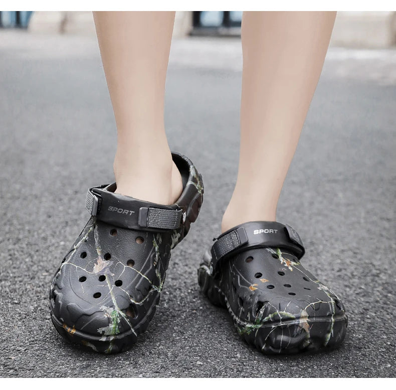 Summer Men's Clogs Sandals Home Garden Shoes Comfortable Men Women Slippers Non-Slip Soft Bottom Flip Flop Sandals Big Size46 47