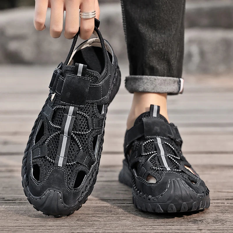 Men Outdoor Protective Toe Sandals Hollow Breathable Mesh Upper Quick Dry Lining Non Slip Walking Camping Driving Casual Shoes