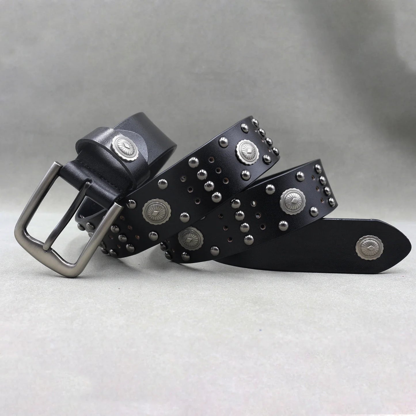 Designer Brand Belt Men Rivet Real Leather Pin Belt Male Black Rock Genuine Leather Cowhide Luxury Punk Belt Jeans