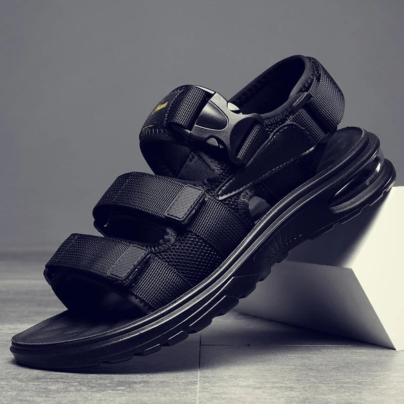 2023 New Design Men Rome Sandals Leather Fashion Sandals Black Men Summer Shoes Comfortable Cushion Soft Gladiator Sandals