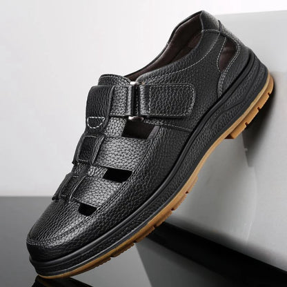 Luxury Brand Genuine Leather Sandals for Mens Outdoor Walking Beach Flats Breathable Casual Leather Soft Bottom Summer Sandals