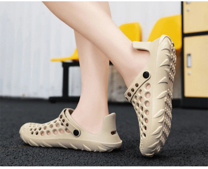 Summer Shoes Men Clogs Eva Slippers Men Flat Sandals Breathable Hole Shoes Men Beach Home Leisure Slides Men Summer Shoes