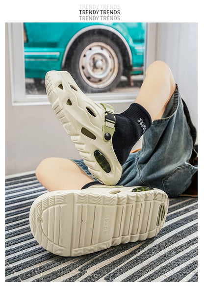 Men's Sandals Fashionable Hollow Casual Slippers Lightweight EVA Garden Shoes Thick-Soled Outdoor Walking Beach Water Shoes