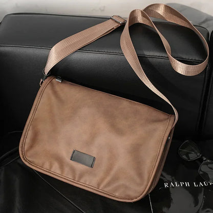 Vintage Fashion Crossbody Bags Men Large Capacity Men Crossbody Shoulder Bag PU Leather Messenger Bag Casual Outdoor Satchels