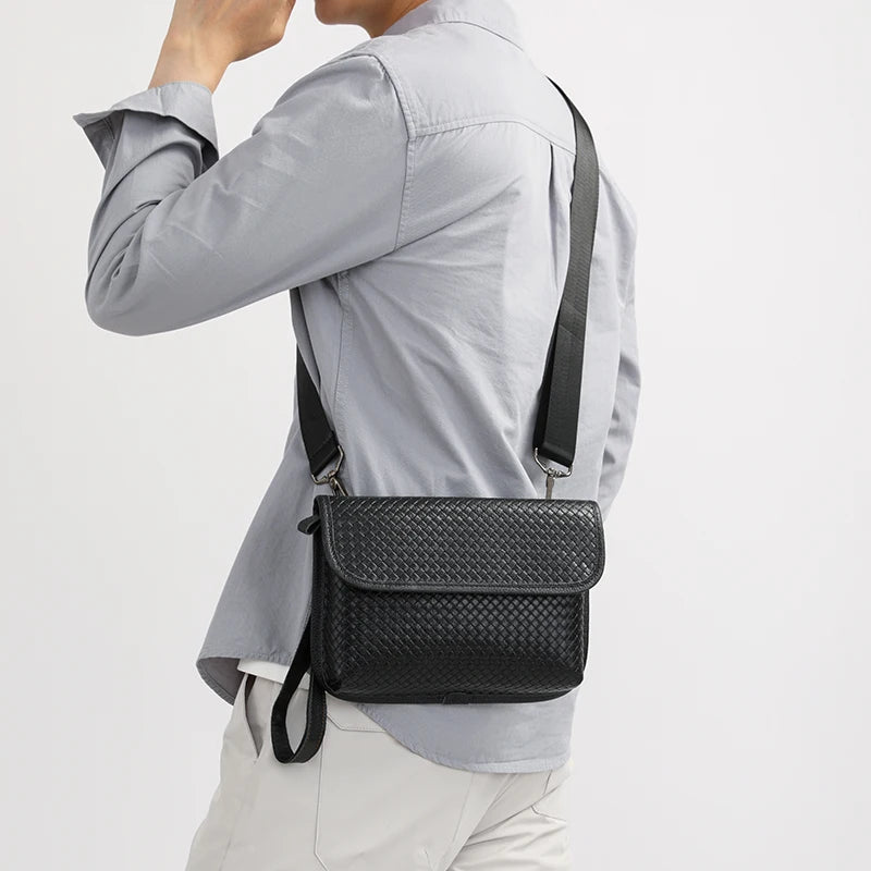 Luxury Designer Men's Shoulder Bag Genuine Leather Crossbody Bag Sling Bag for Daily Commute Travel Work Business Messenger Bag
