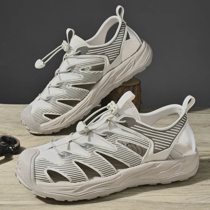 Water-wading quick-drying Baotou Sandals for men 2026 new summer soft soles wearing lightweight non-slip beach shoes for men 46