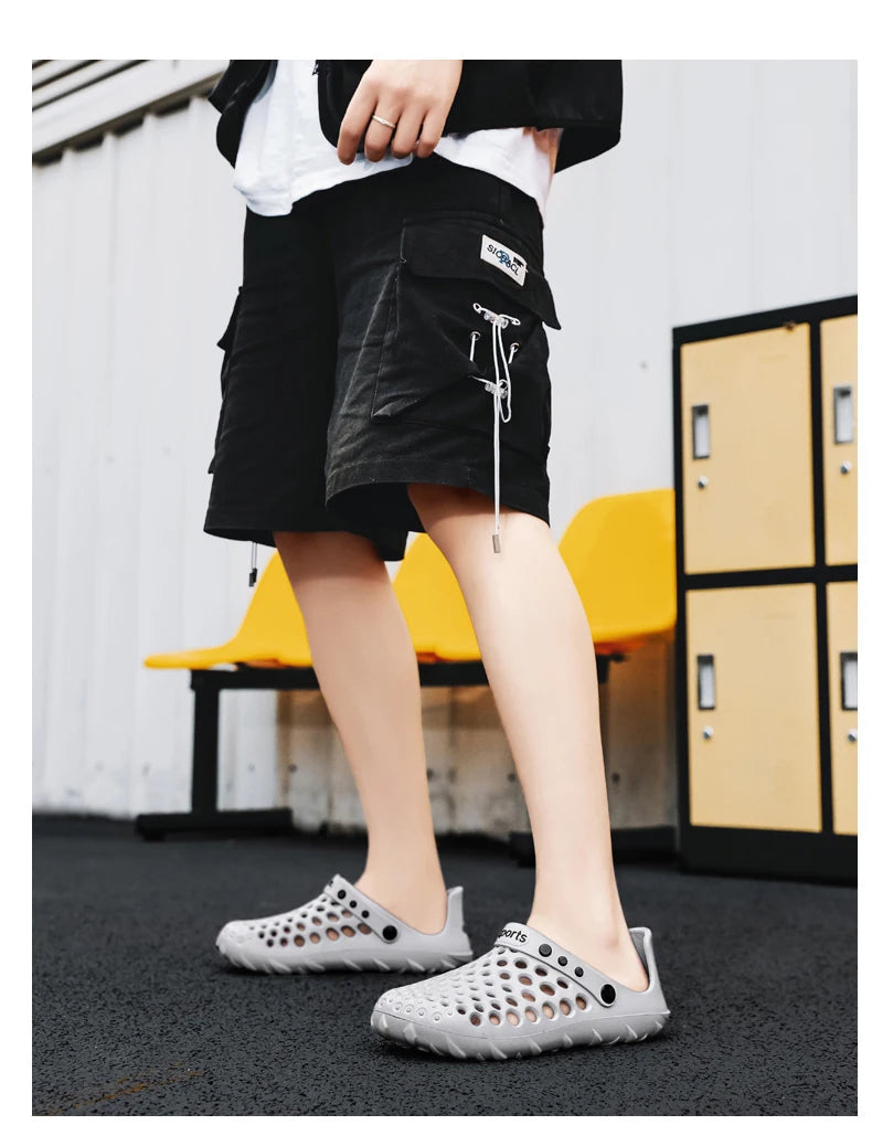 Summer Shoes Men Clogs Eva Slippers Men Flat Sandals Breathable Hole Shoes Men Beach Home Leisure Slides Men Summer Shoes