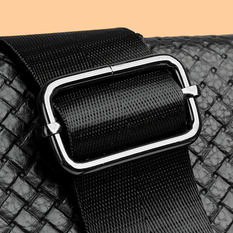 Luxury Designer Men's Shoulder Bag Genuine Leather Crossbody Bag Sling Bag for Daily Commute Travel Work Business Messenger Bag