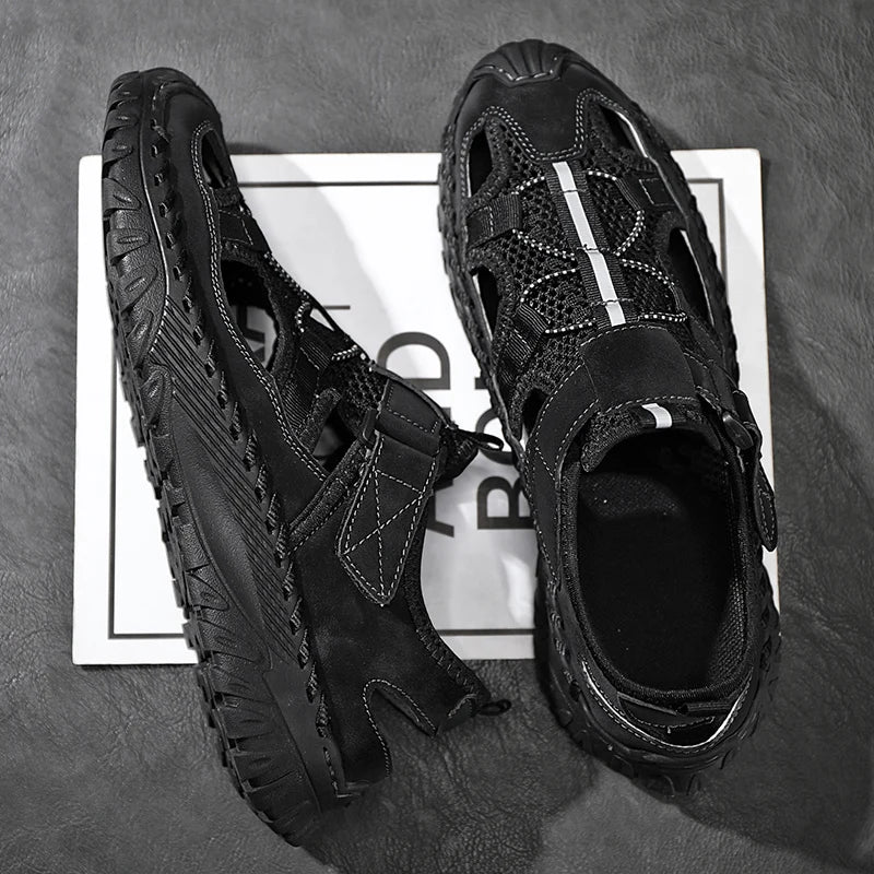 Men Outdoor Protective Toe Sandals Hollow Breathable Mesh Upper Quick Dry Lining Non Slip Walking Camping Driving Casual Shoes