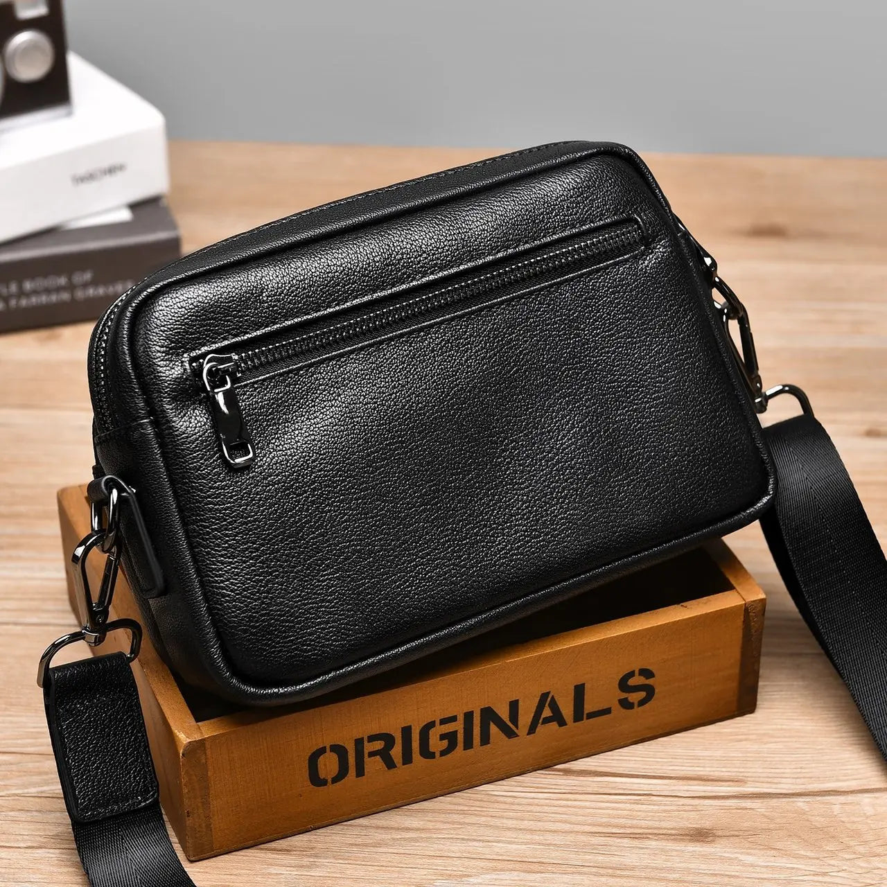 High Quality Real genuine Leather Men Shoulder Bag Natural Cowhide Messenger Bag crossbody bag for 7.9-inch lpad Phone Bag