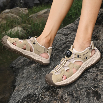 New Fashion Men's Sandals Handmade Summer Beach Shoes Male Breathable Leather Wading Aqua Shoes Outdoor Hollow Shoes Sandalias