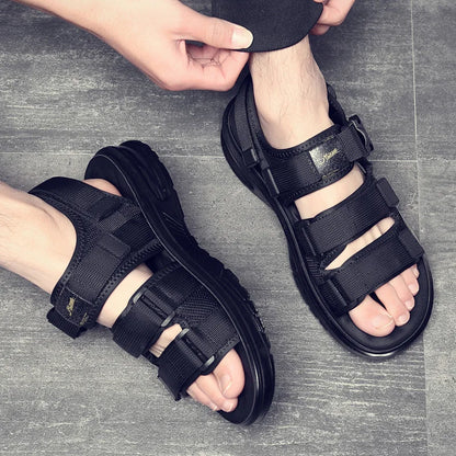 2023 New Design Men Rome Sandals Leather Fashion Sandals Black Men Summer Shoes Comfortable Cushion Soft Gladiator Sandals